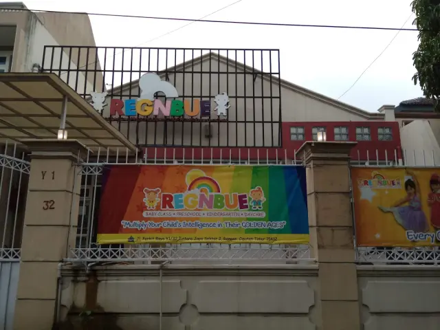 Regnbue School