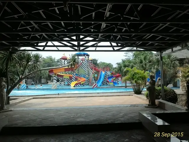Harahap Swimming Club - Beji, Kota Depok