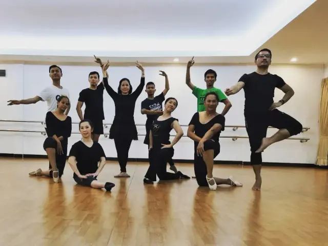 DanceLink Ballet Studio Fatmawati - Kelas Ballet RAD Anak Jakarta Selatan