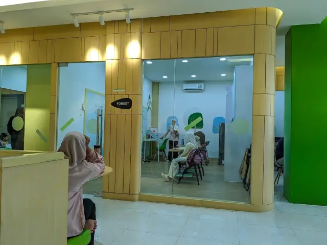 Sparks Sports Academy - Pancoran Mas (Kota Depok)