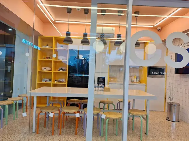 English 1 - Cempaka Putih (Jakarta Pusat)