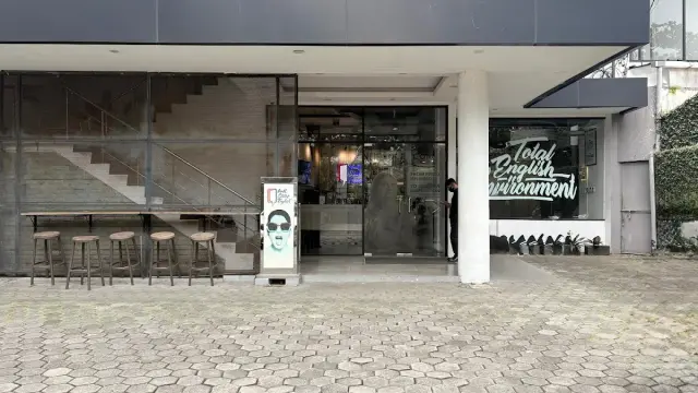 Wall Street English Dago - Kursus Bahasa Inggris Kota Bandung