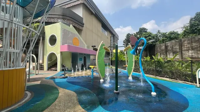 Buumi Play Club Urban Forest - Cipete (Jakarta Selatan)